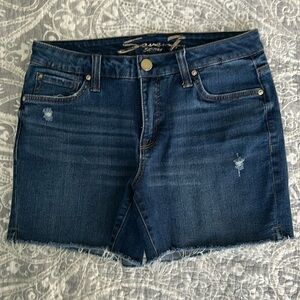 Seven7  Weekend Shorts - Size 6